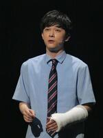 熱演する吉沢亮