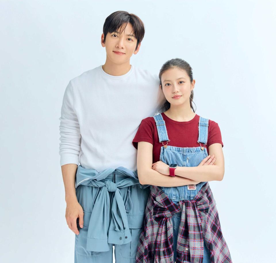 「メリーベリーラブ」に主演する（左から）チ・チャンウク、今田美桜