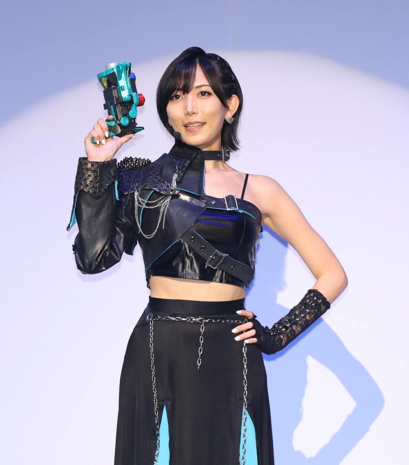 ポーズをとる光宗薫＝東京ドームシティ（撮影・石井剣太郎）