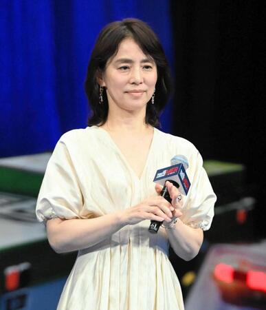 ブルーカーペットに登場した石田ゆり子
