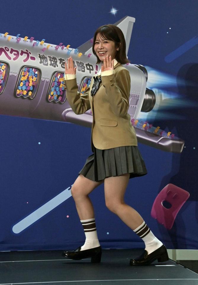 登壇する米澤りあ（撮影・持木克友）