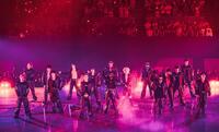 最終公演で１６人揃ってステージに立つＴＨＥ　ＲＡＭＰＡＧＥ（撮影・木下マリ）