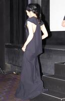 黒いロングドレスで登場した柴咲コウ（撮影・吉澤敬太）