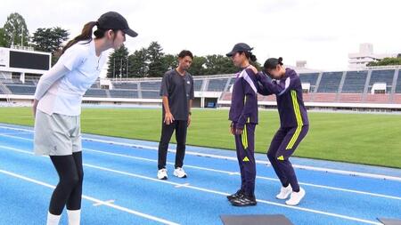 「ランナーズサロン」に出演のゆうちゃみ【©ＢＳテレ東】