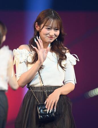 笑顔で手を振る希空＝２９日、Zepp Haneda