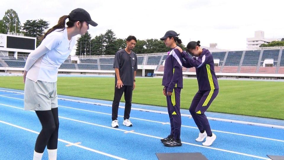 「ランナーズサロン」に出演のゆうちゃみ【©ＢＳテレ東】