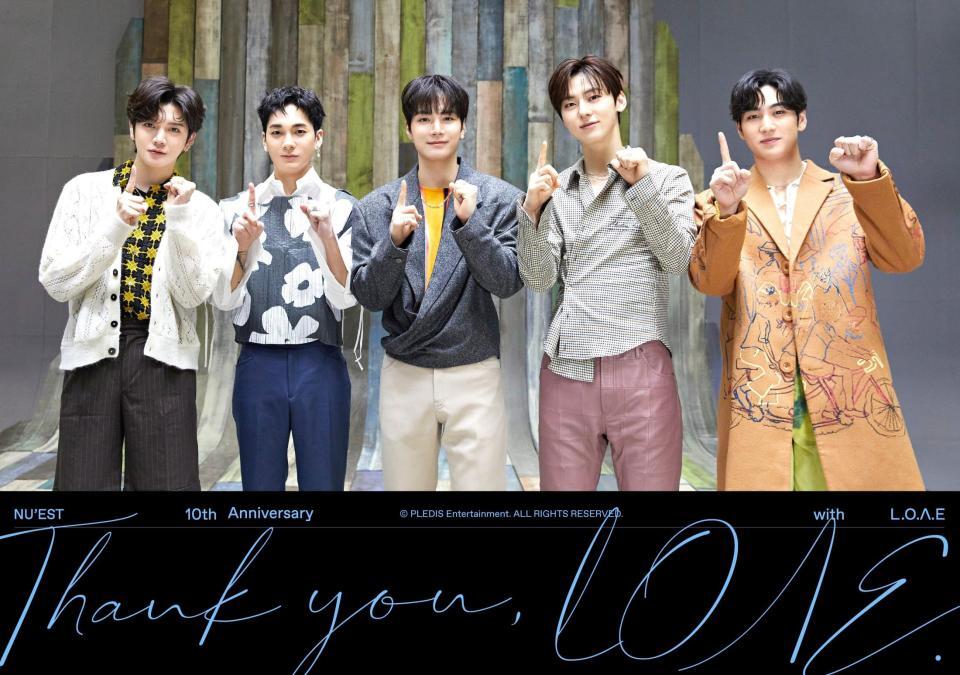 ＮＵ’ＥＳＴの公式Ｘ＠ＮＵＥＳＴＮＥＷＳより（左から）レン、アロン、キム・ジョンヒョン（ＪＲ）、ファン・ミンヒョン、ベクホ