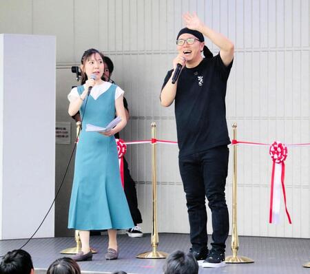 ファンの声援に応えるＨＩＫＡＫＩＮ