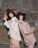 ＡＫＭＵの公式Ｘ＠ｏｆｆｉｃｉａｌ＿ａｋｍｕより　健康的な方法で３０㎏ダイエットに成功したイ・スヒョン（左）