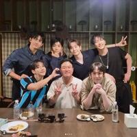ＹｏｕＴｕｂｅチャンネル「チャンネル十五夜」の公式インスタグラム＠１５ｙａ．ｂａｂｙ（上段左から）テギョン、ウヨン、ジュノ、チャンソン（下段左から）ＪＵＮ．　Ｋ、ナＰＤ、ニックン 