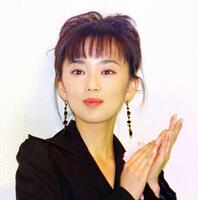 １９９７年１月、映画「パラサイト・イヴ」の舞台あいさつで。葉月里緒奈