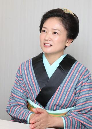 時代劇「心配無用ノ介天下御免」について話す沙倉ゆうの（撮影・西岡正）