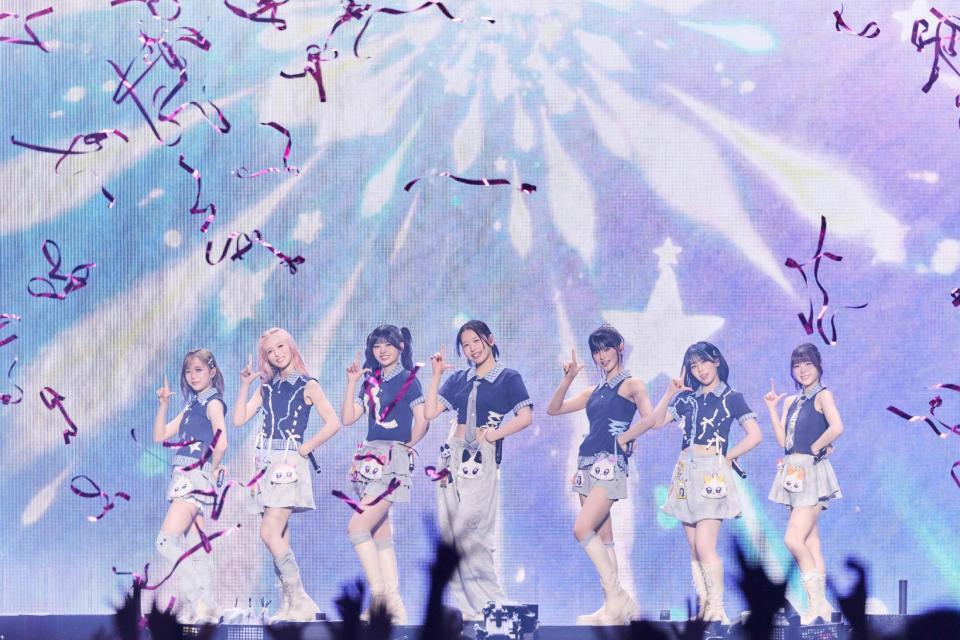 アリーナ公演で沸かせるＭＥ：Ｉ©ＬＡＰＯＮＥ　ＧＩＲＬＳ