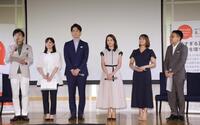 気候変動のイベントに登場した（左から）ＮＨＫ・高瀬耕造アナウンサー、日本テレビ・瀧口麻衣アナウンサー、テレビ朝日・佐々木快アナウンサー、ＴＢＳ・日比麻音子アナウンサー、日本テレビ・瀧口麻衣アナウンサー、フジテレビ・上垣皓太郎アナウンサー（撮影・佐々木彰尚）
