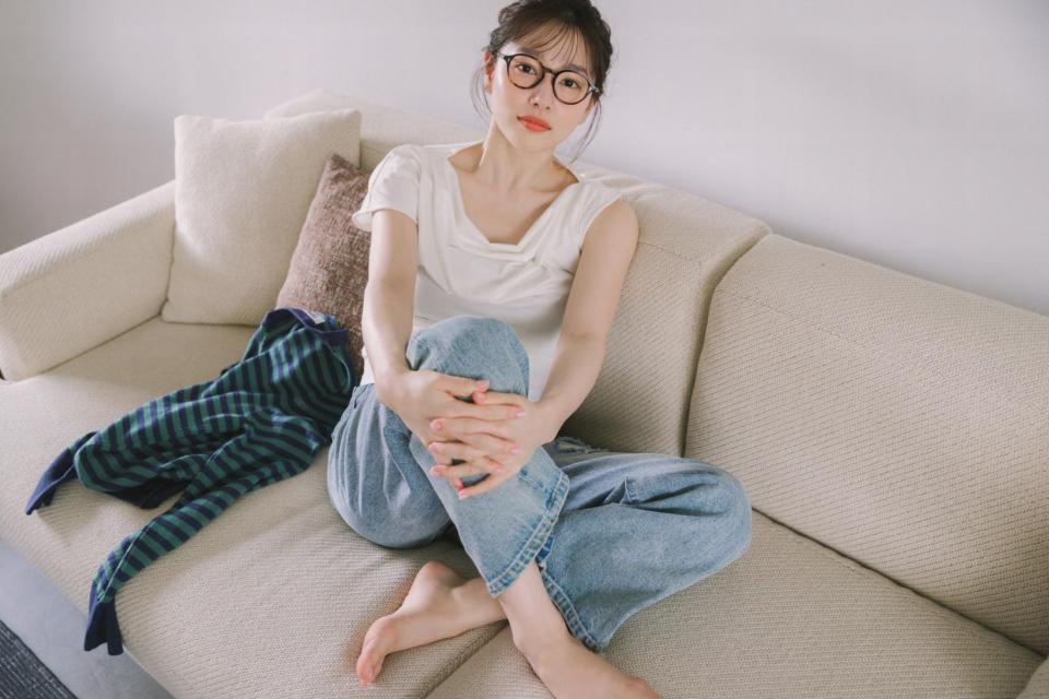 ２０２７年カレンダーの発売が決まった桜井日奈子