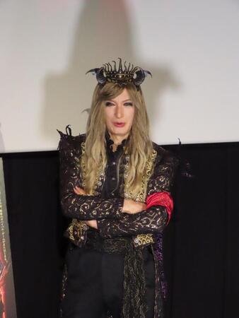 試写会に出席したダミアン浜田