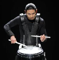 圧巻の演奏で魅せる石川直（撮影・吉澤敬太）