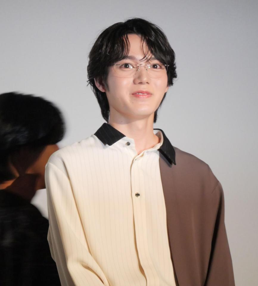 イベントに出席した小泉光咲