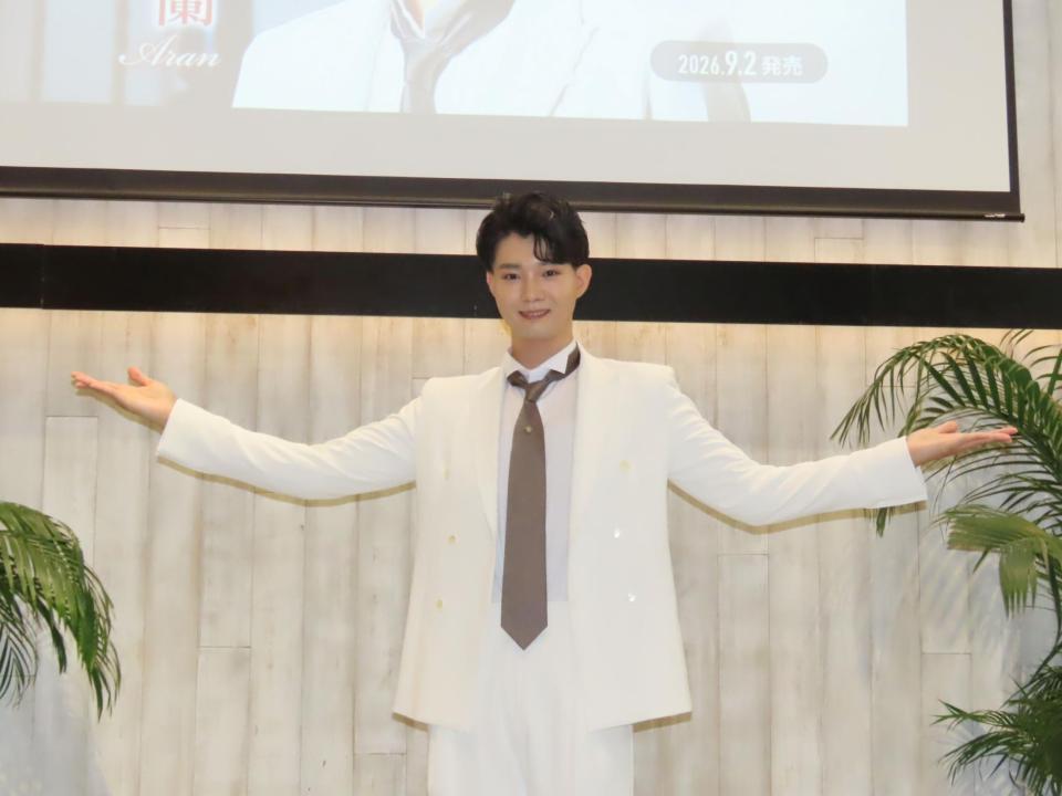 ２枚目のシングル「冬の涙」の必勝を期した歌手・亜蘭