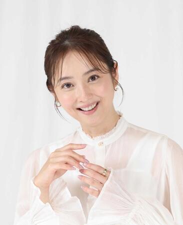 デビュー２０周年を迎えた佐々木希（撮影・佐々木彰尚）
