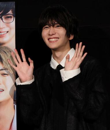 映画「口に関するアンケート」ティーチイン舞台あいさつに登場した板垣李光人（撮影・伊藤笙子）