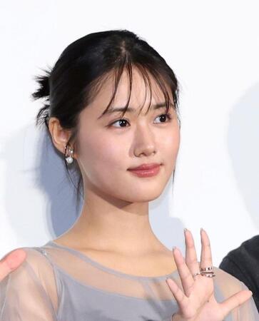 映画「５秒で完全犯罪を生成する方法」完成披露試写会に登壇した原菜乃華＝東京・ＴＯＨＯシネマズ六本木（撮影・伊藤笙子）