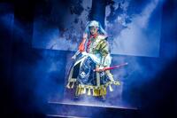 ２０２５年の舞台「ＩＭＰＡＣＴ」で平将門を演じたＩＭＰ．の佐藤新