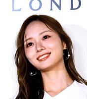 梅澤美波（撮影・園田高夫）