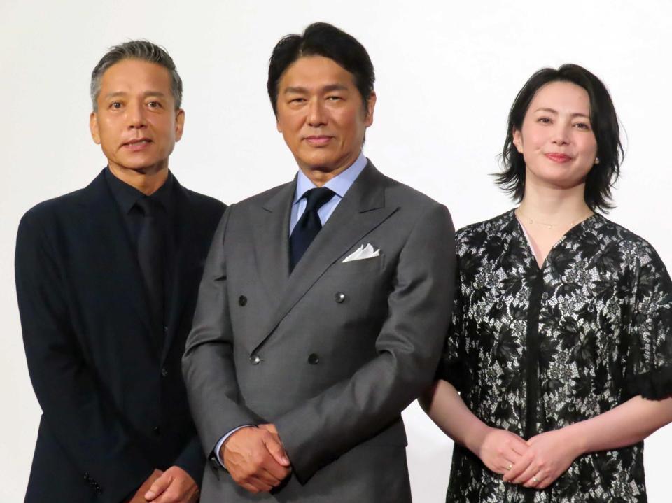 　（左から）勝村政信、高橋克典、美村里江