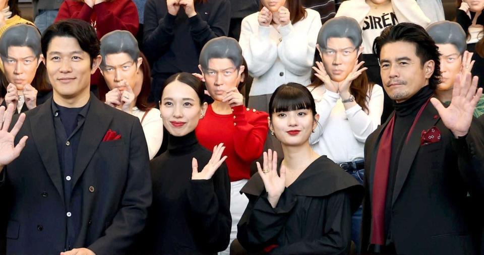 「リブート」の制作発表で。左から鈴木亮平、戸田恵梨香、蒔田彩珠、伊藤英明＝２０２６年１月