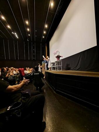 「戦争の記憶と記録を語り継ぐ映画祭」トークショーに出席した高橋惠子＝池袋・新文芸坐