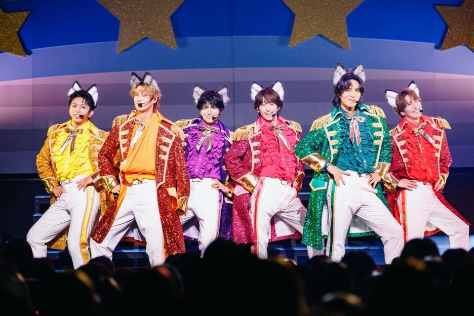 全国ツアー初日を迎えたＭＡＴＳＵＲＩの（左から）橋爪健二、渡辺真、鈴木渉、小野寺翼、柳田優樹、松岡卓弥＝名古屋・Ｎｉｔｅｒｒａ日本特殊陶業市民会館ビレッジホール