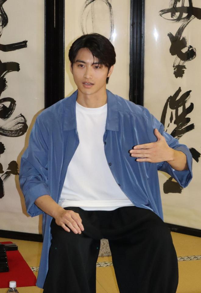 「星影の人」で土方歳三を演じる岐州匠＝京都・壬生寺