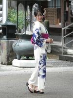 撮影に応じる宮下結衣＝都内