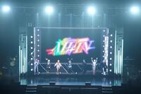 初のオフラインライブを行ったＦｏｕＲＴｅ　Ｐｒｏｊｅｃｔの（左から）剣翔、朔楽はづき、朔楽はるひ、玖音レオ、翠凰稜巳、御影漣、アルテ・ロベルト