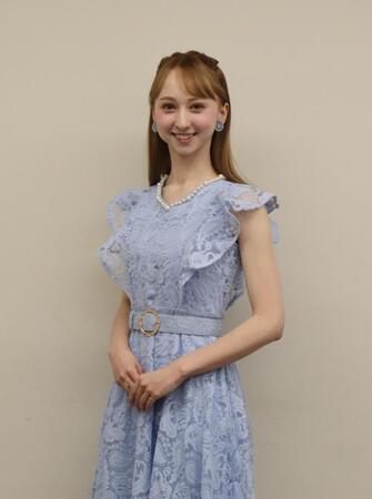 宝塚　雪組トップ娘役・音彩唯