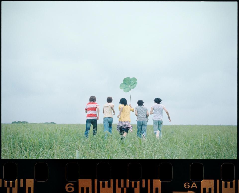 後ろ姿のＲＵＮＩＤＲＥ（Ｃ）Ａｌｌ　ｌｎ　Ｅｎｔｅｒｔａｉｎｍｅｎｔ
