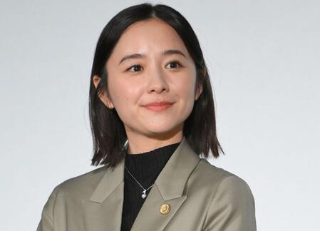 堀田真由