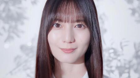 青葉坂４６オーディション告知をする日向坂４６の小坂菜緒ⓒＳｅｅｄ＆ＦｌｏｗｅｒＬＬＣ
