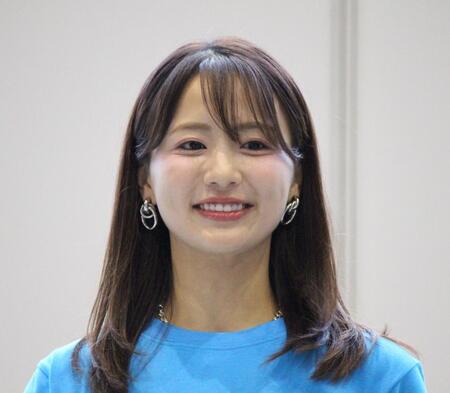 笑顔を見せる平嶋夏海