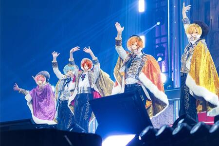 ライブを行うすとぷり©　ＳＴＰＲ　Ｉｎｃ．