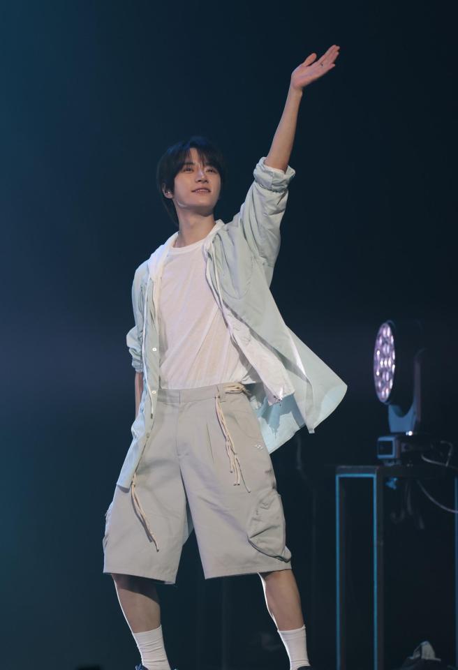 ＴＯＭＯＲＲＯＷ　Ｘ　ＴＯＧＥＴＨＥＲ（左から）ＳＯＯＢＩＮ、ＨＵＥＮＩＮＧＫＡＩ、ＢＥＯＭＧＹＵ、ＹＥＯＮＪＵＮ、ＴＡＥＨＹＵＮ（撮影・金田祐二）