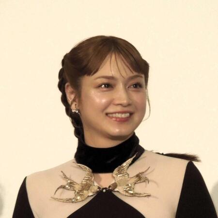 平愛梨
