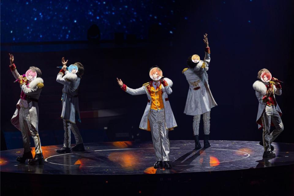 ライブを行うすとぷり©　ＳＴＰＲ　Ｉｎｃ．