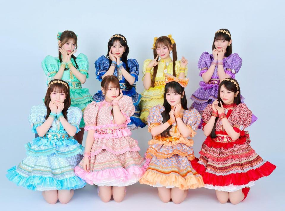 ほほ笑むＣＵＴＩＥ　ＳＴＲＥＥＴの（前列左から）梅田みゆ、桜庭遥花、川本笑瑠、佐野愛花（後列同）板倉可奈、増田彩乃、古澤里紗、真鍋凪咲