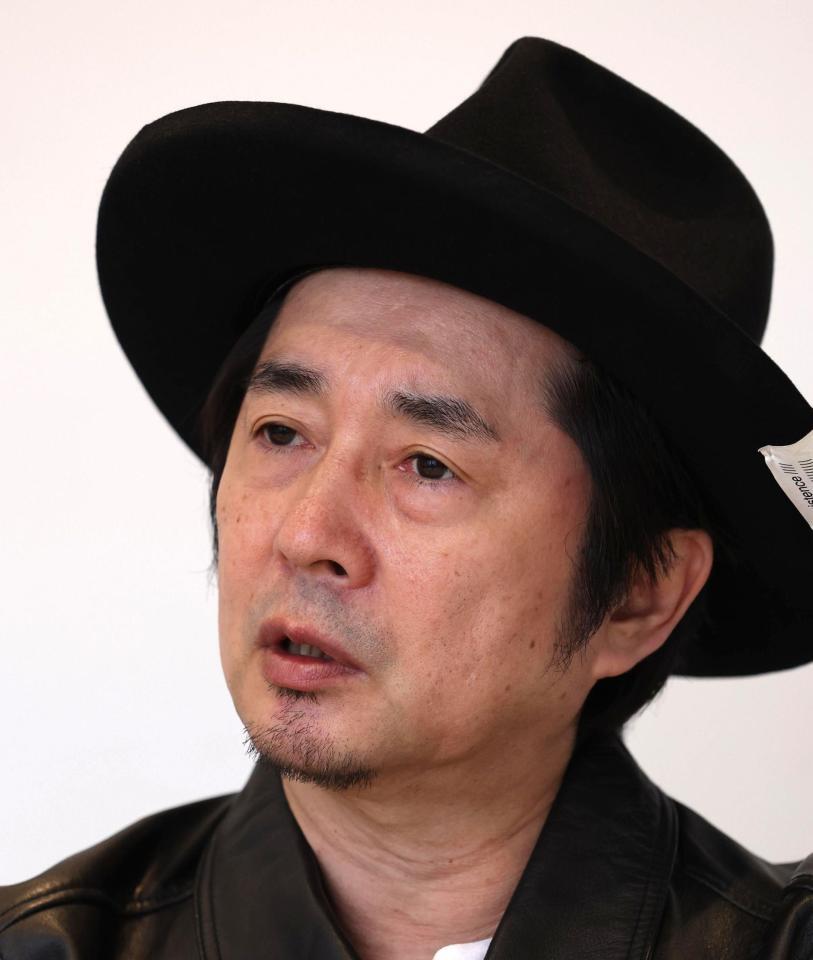 バンド生活を振り返る怒髪天・増子直純（撮影・佐々木彰尚）
