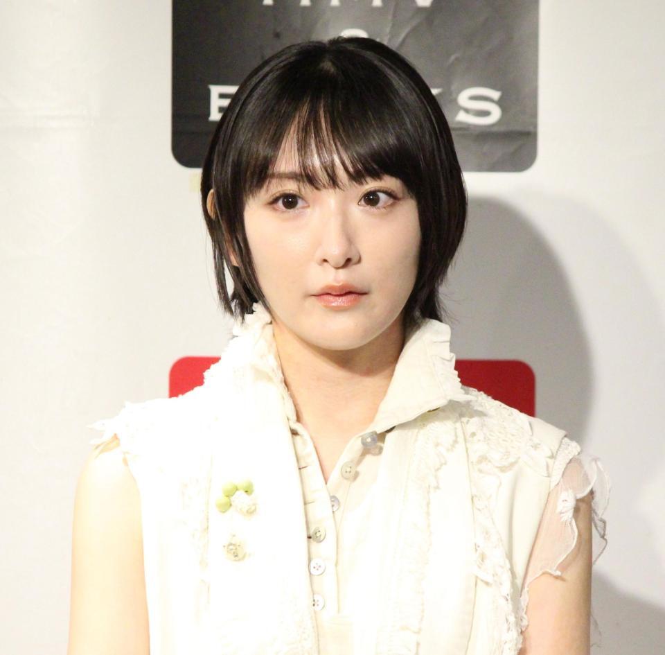 発売記念イベントに出席した生駒里奈
