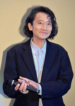 舞台あいさつに登壇した三木眞一郎（撮影・持木克友）