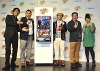 （左から）古坂大魔王、西尾季隆、角田晃広、塚地武雅、伊藤さおり＝２０１３年