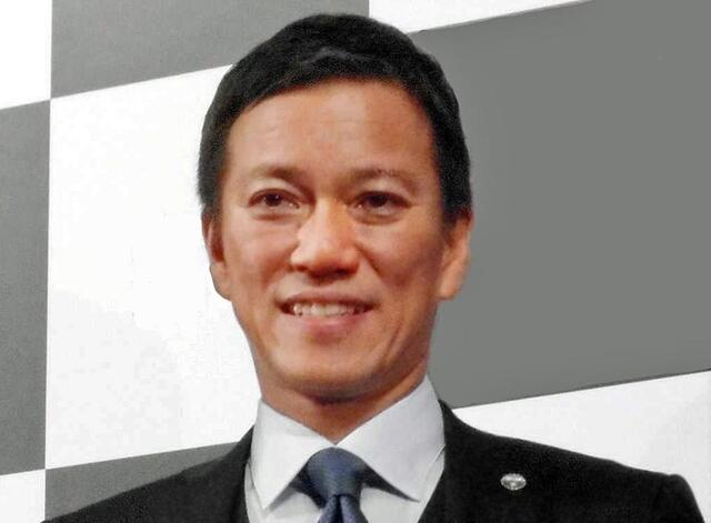 八代弁護士 ゲリラ豪雨で機内に3時間